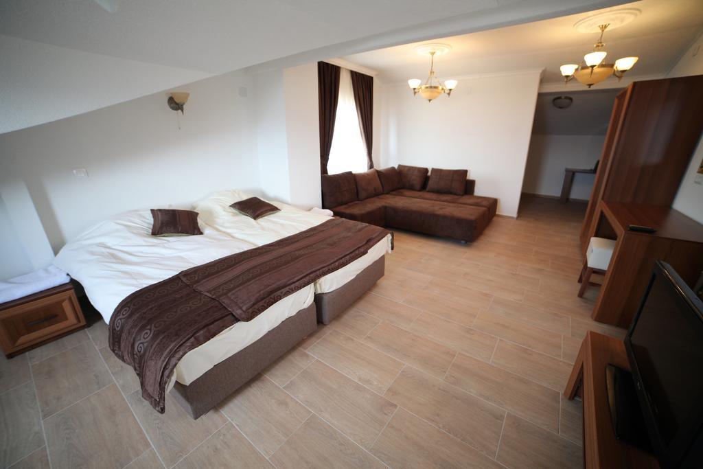 Apartments Risteski Ljubaništa Zimmer foto